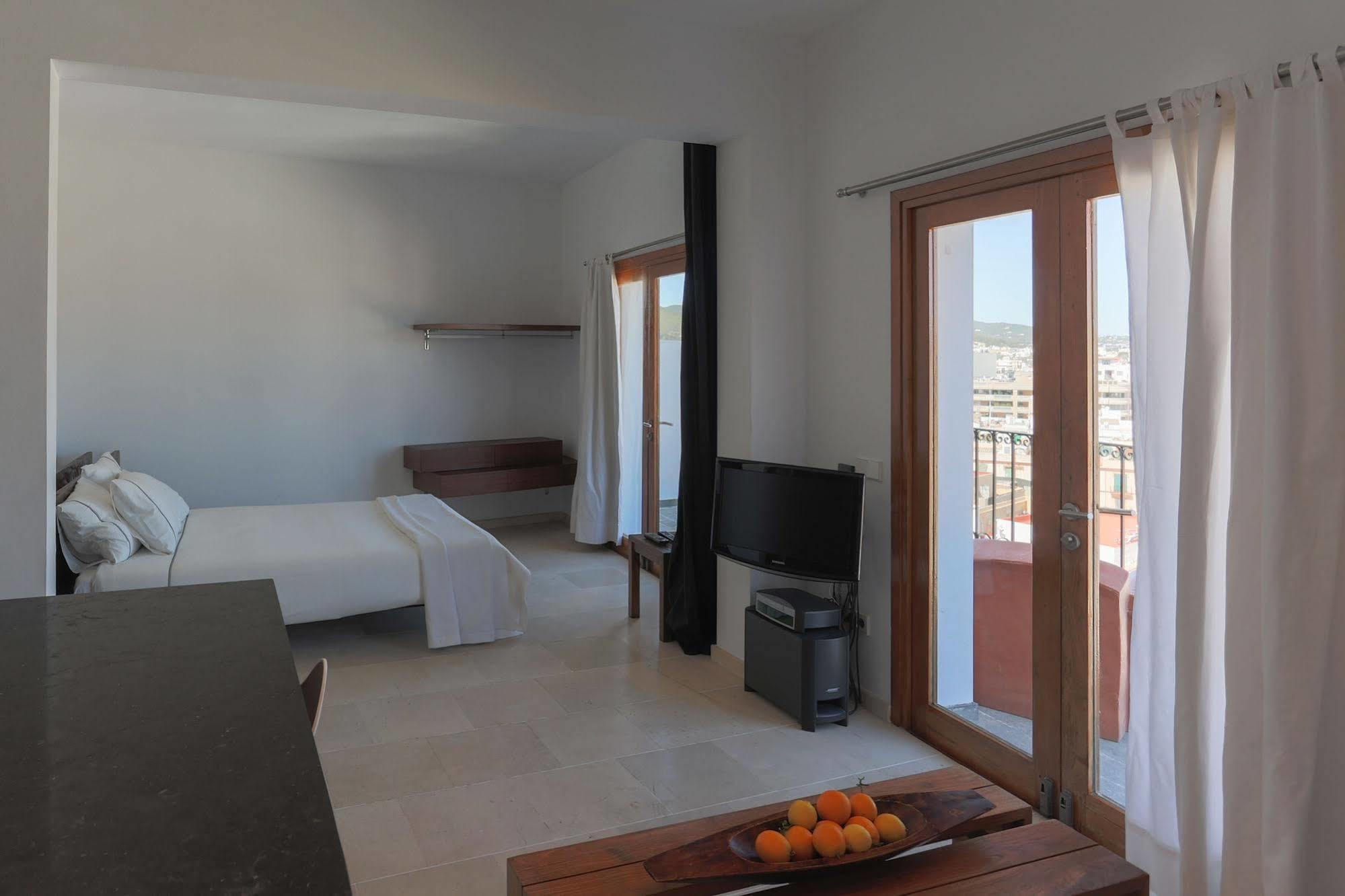 Apartamentos Xereca -Dalt Vila- Loft イビサ・タウン エクステリア 写真
