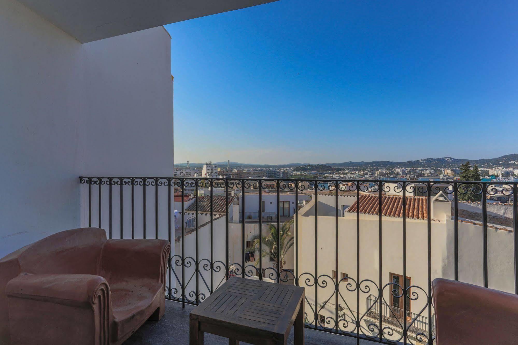 Apartamentos Xereca -Dalt Vila- Loft イビサ・タウン エクステリア 写真