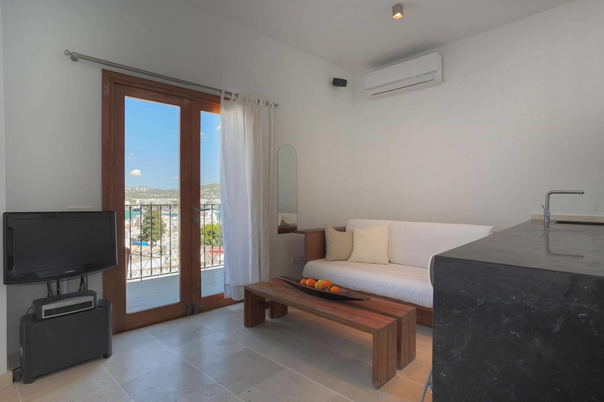 Apartamentos Xereca -Dalt Vila- Loft イビサ・タウン エクステリア 写真