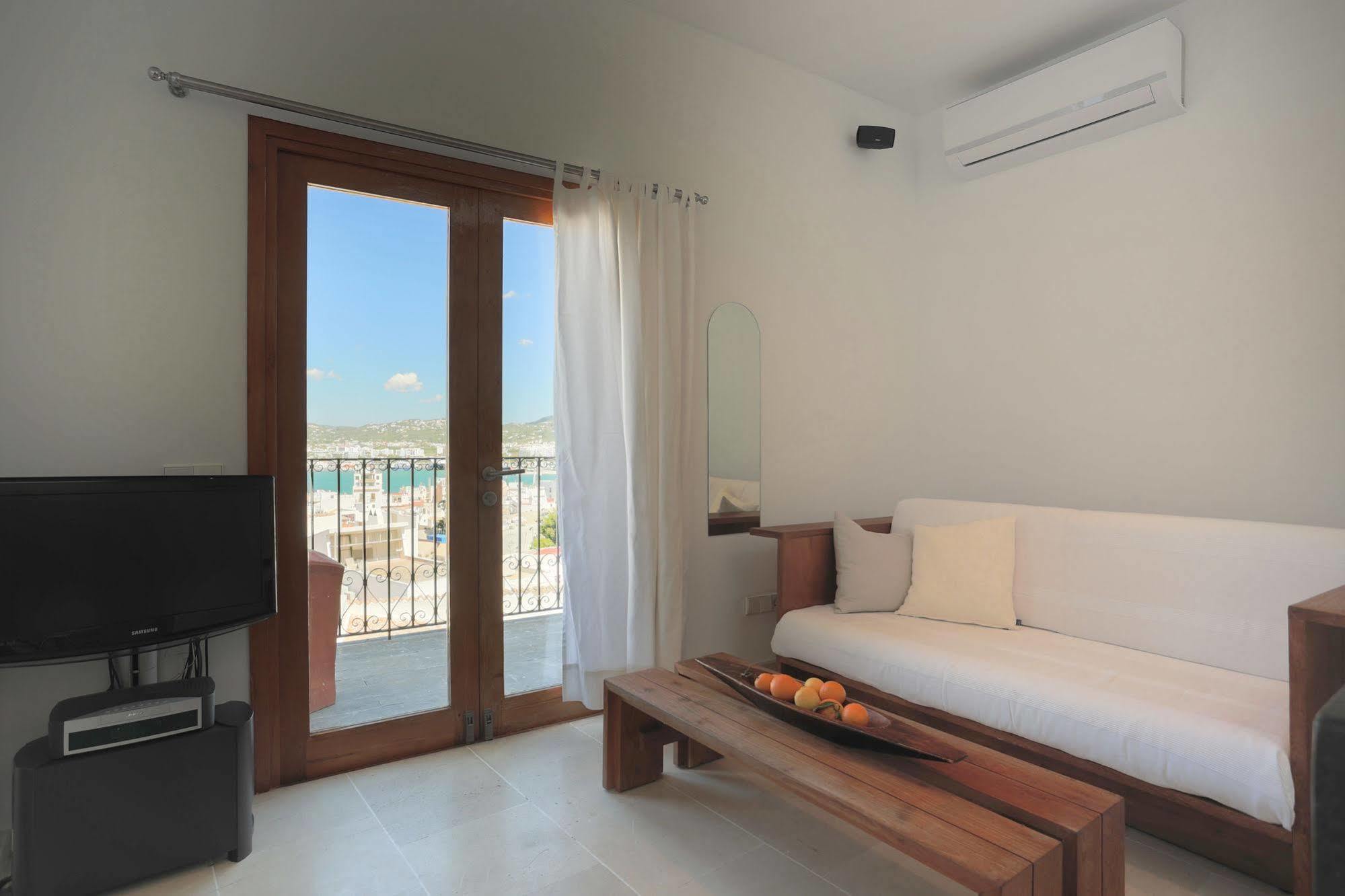 Apartamentos Xereca -Dalt Vila- Loft イビサ・タウン エクステリア 写真